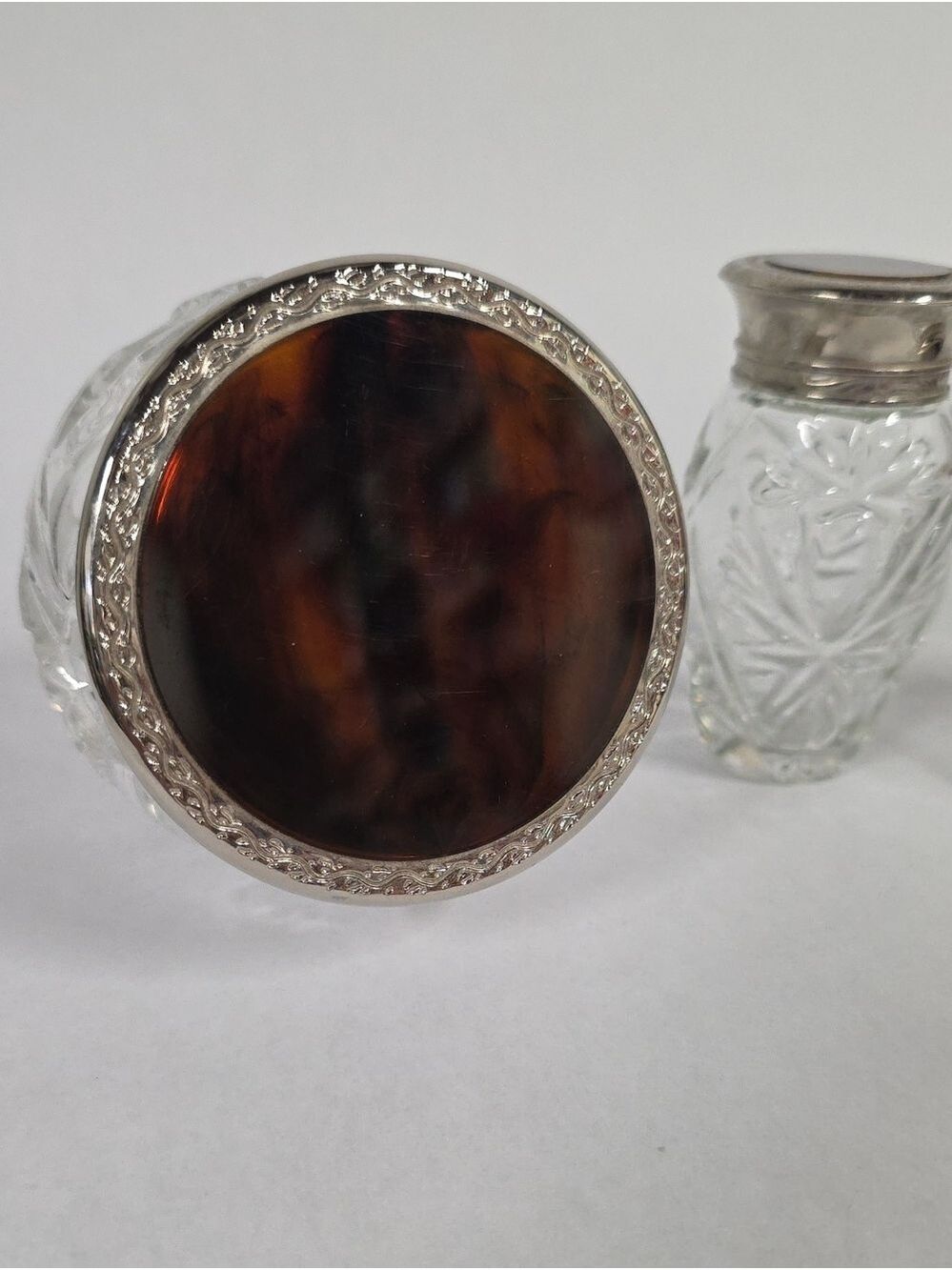 Vintage Ralph Lauren Safari Vanity Jars, (3) Pieces, Cut Crystal Containers - Picture 9 of 16